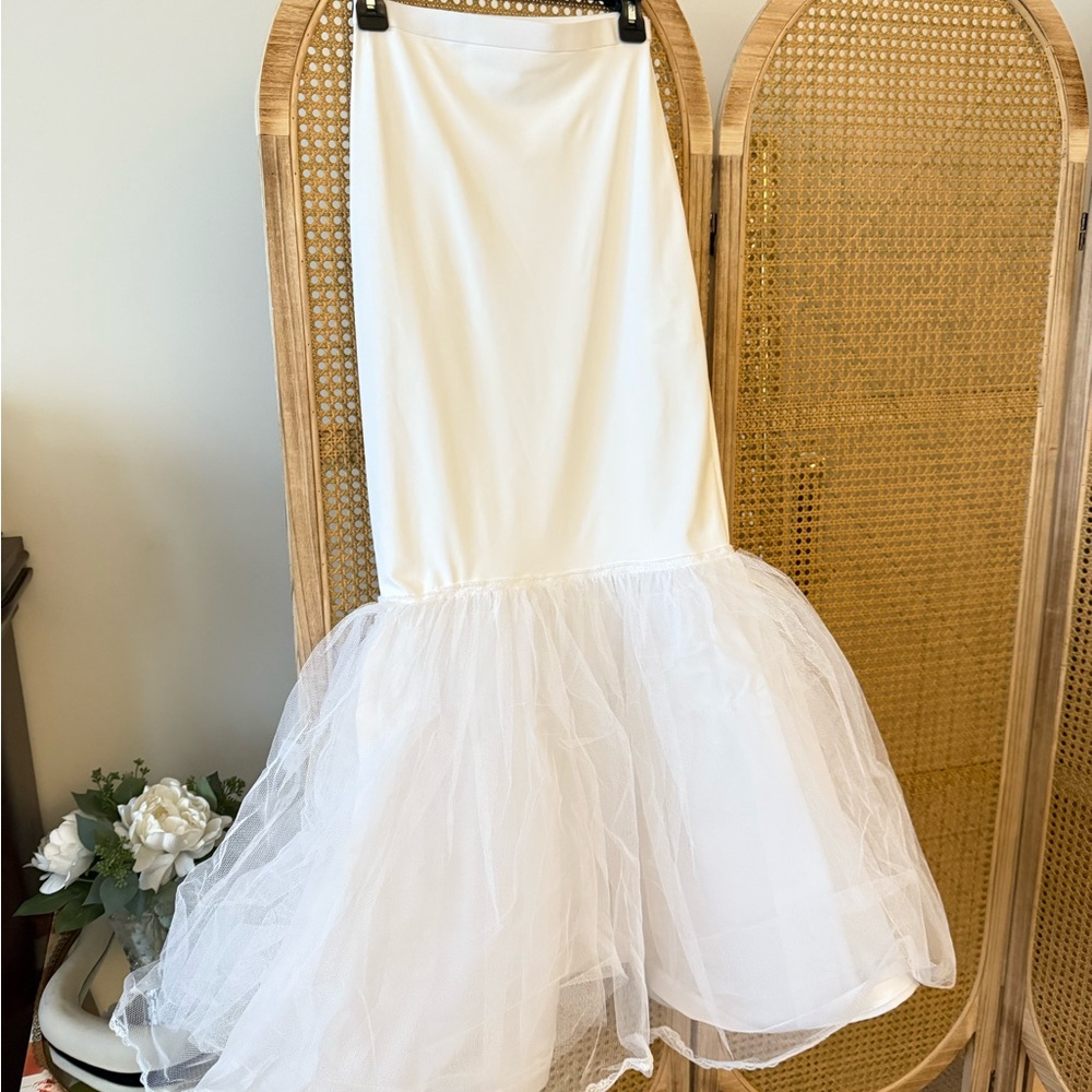 White Tulle Mermaid Hem Skirt